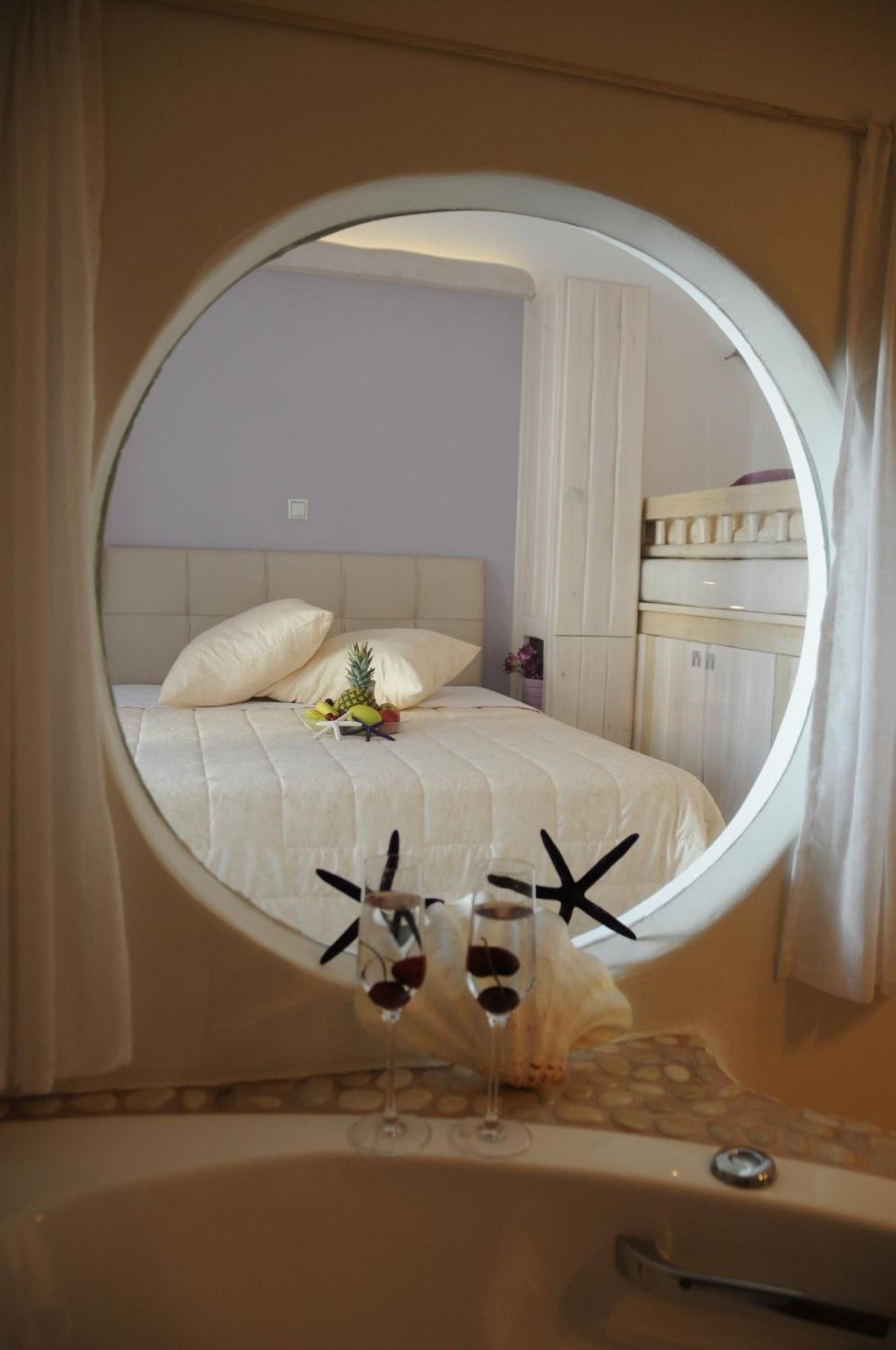 Starlight Luxury Studios Mykonos Town ภายนอก รูปภาพ