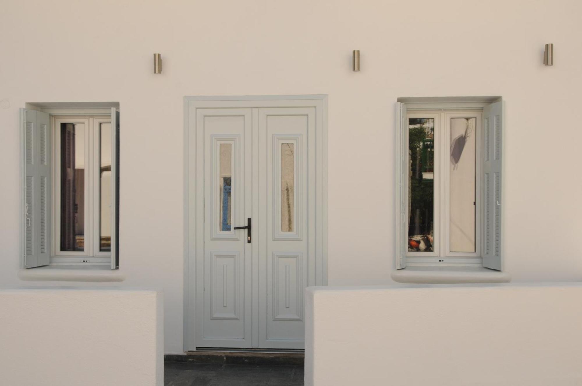 Starlight Luxury Studios Mykonos Town ภายนอก รูปภาพ